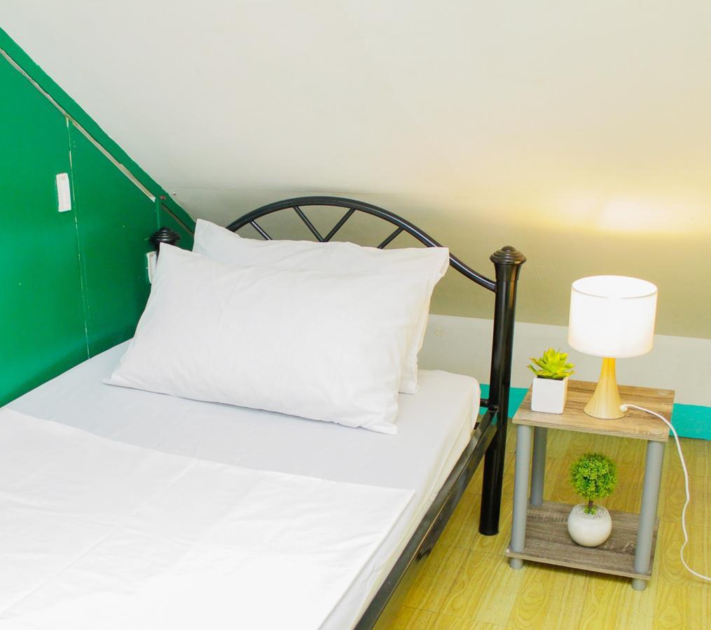 Backpackers Homestay - Nomadsmnl Manila Eksteriør bilde